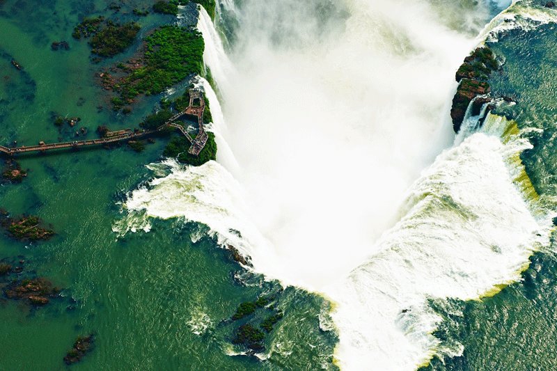 The Devil's Throat from a bird-eye view, Iguazu