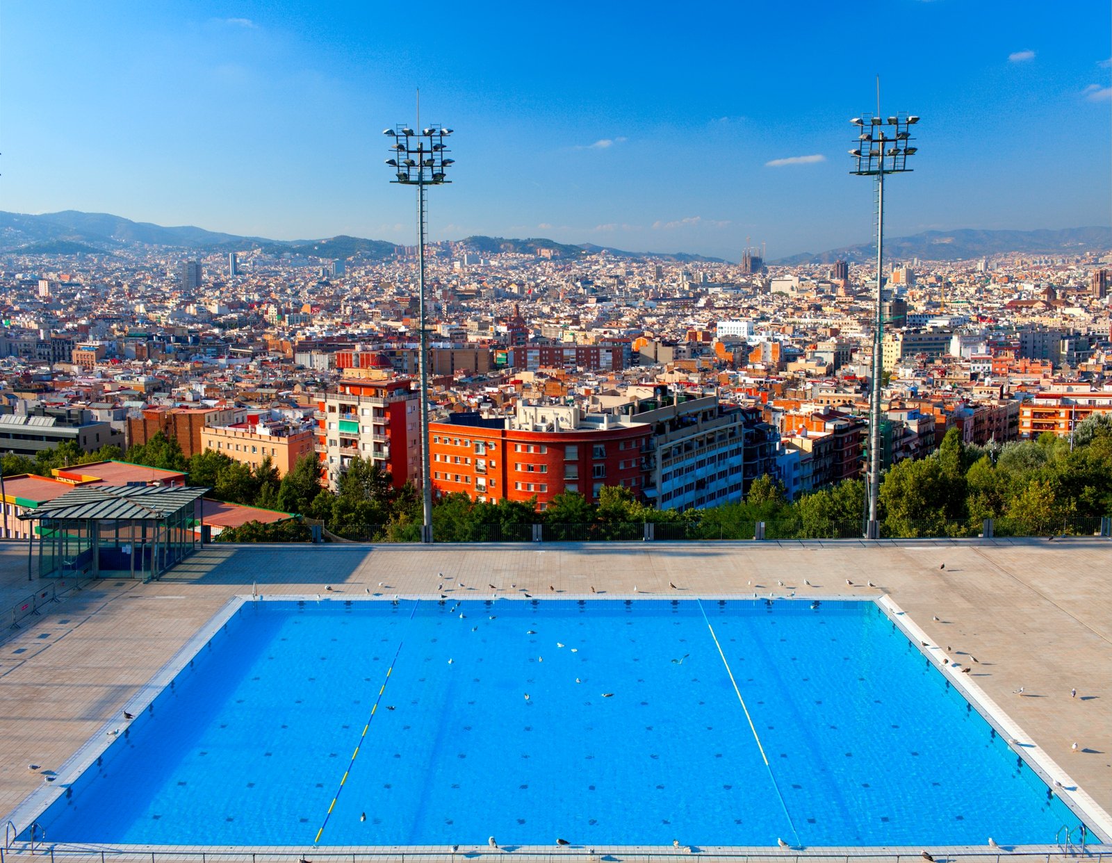 How to take a swim in the pool with views of the city in Barcelona