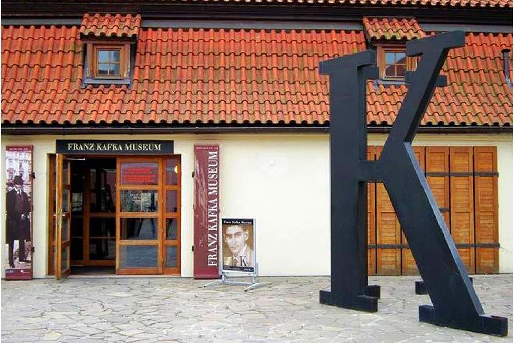 How to go to the Franz Kafka museum in Prague