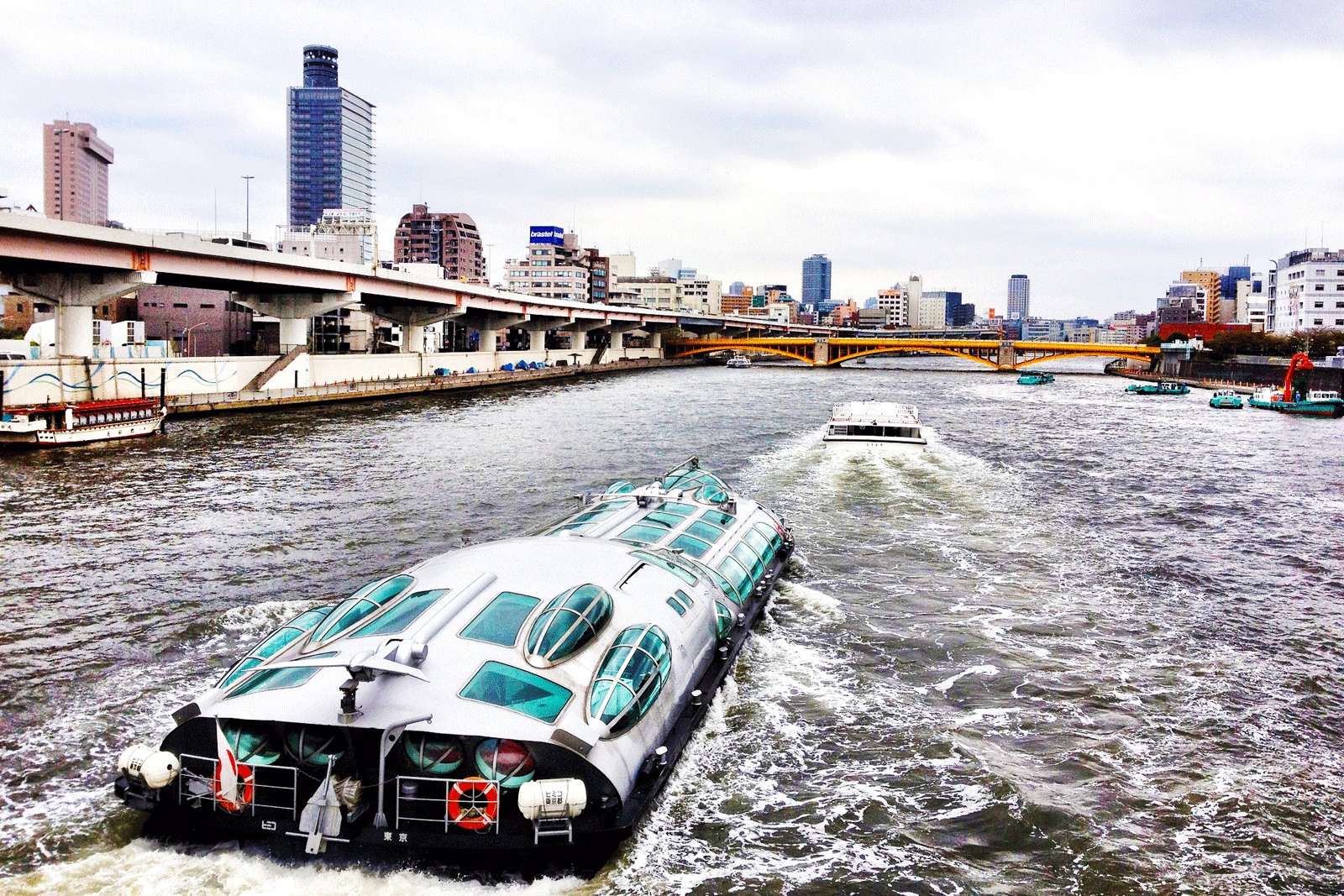 How to take a hotaluna water bus ride in Tokyo