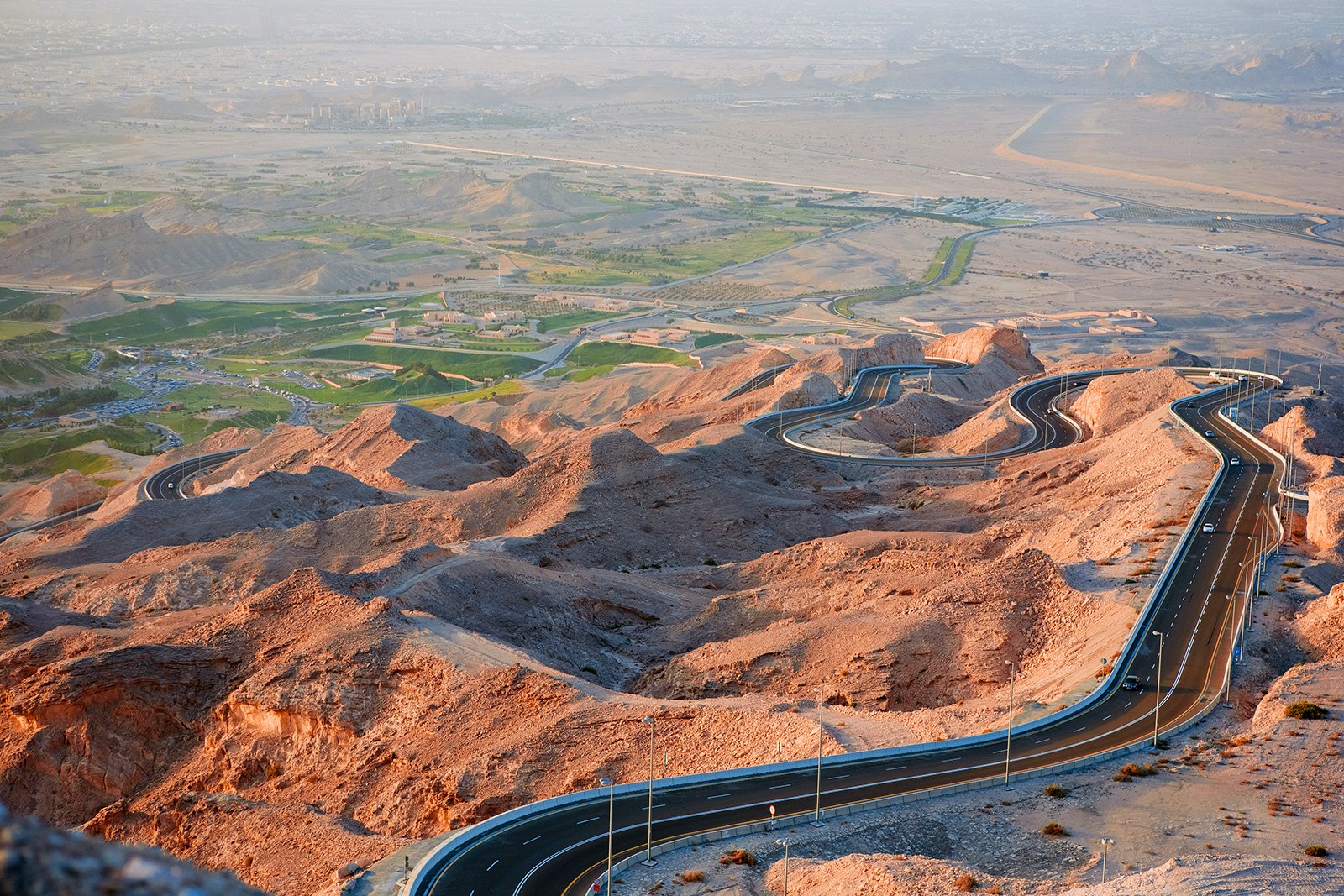 How to climb Jebel Hafeet mountain in Al Ain