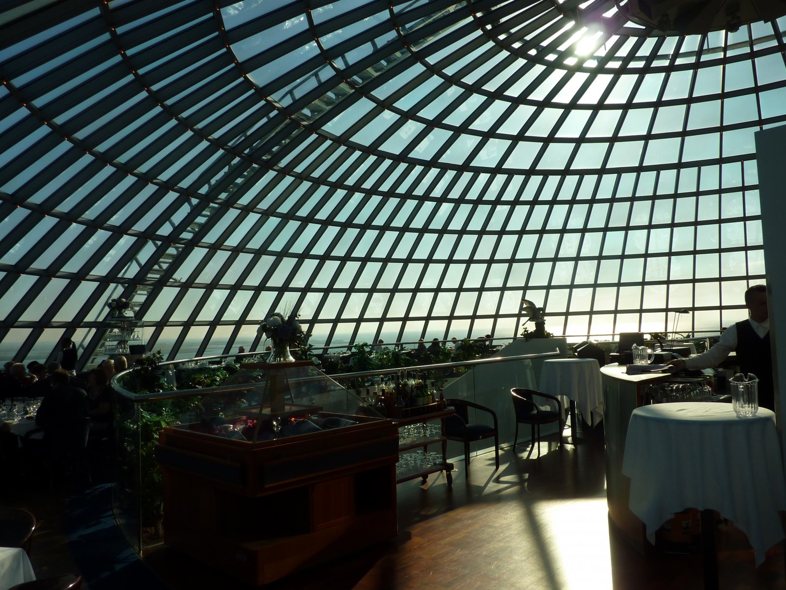 How to have dinner in a restaurant under the dome in Reykjavik