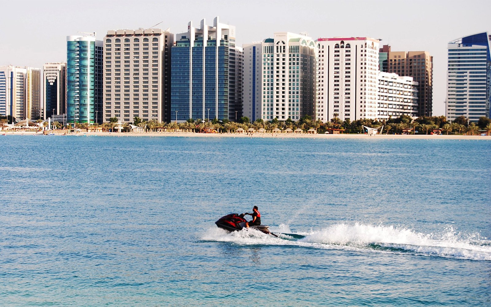 How to jump over the waves on a jet ski in Abu Dhabi