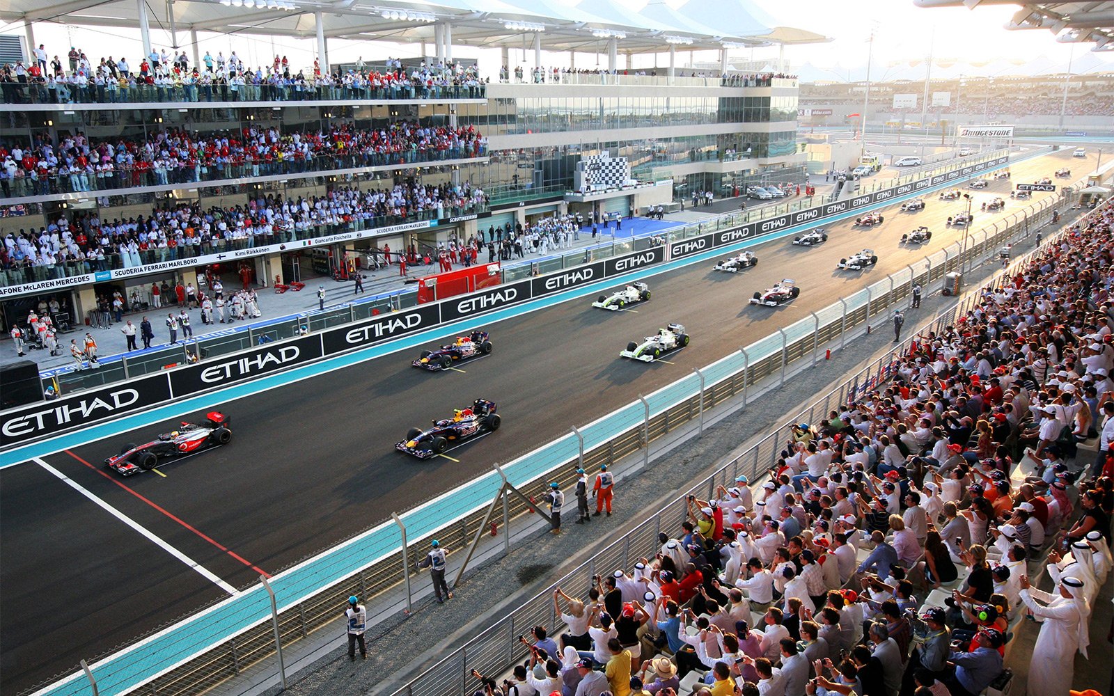 How to go to Formula One Grand Prix in Abu Dhabi