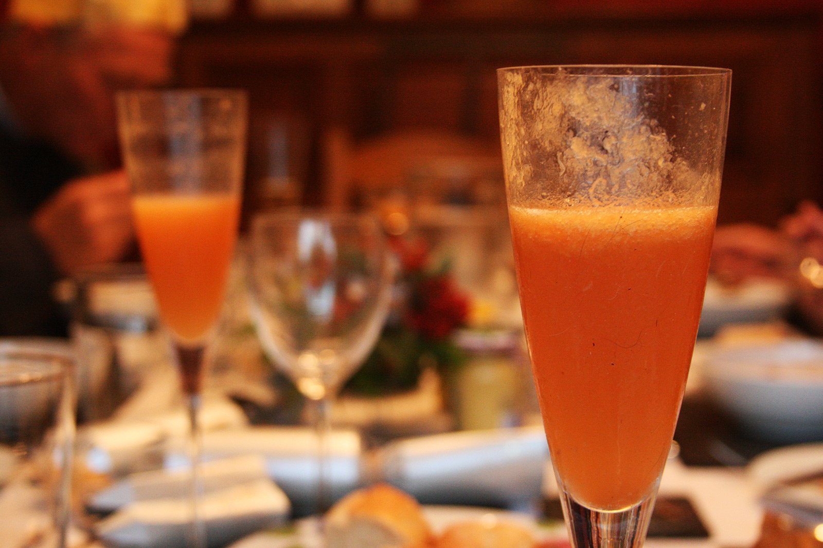 How to try Bellini cocktail in Venice