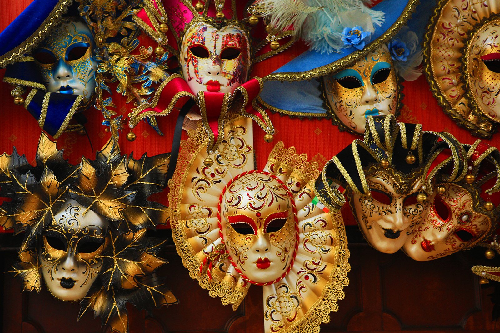 How to buy a Venetian mask in Venice