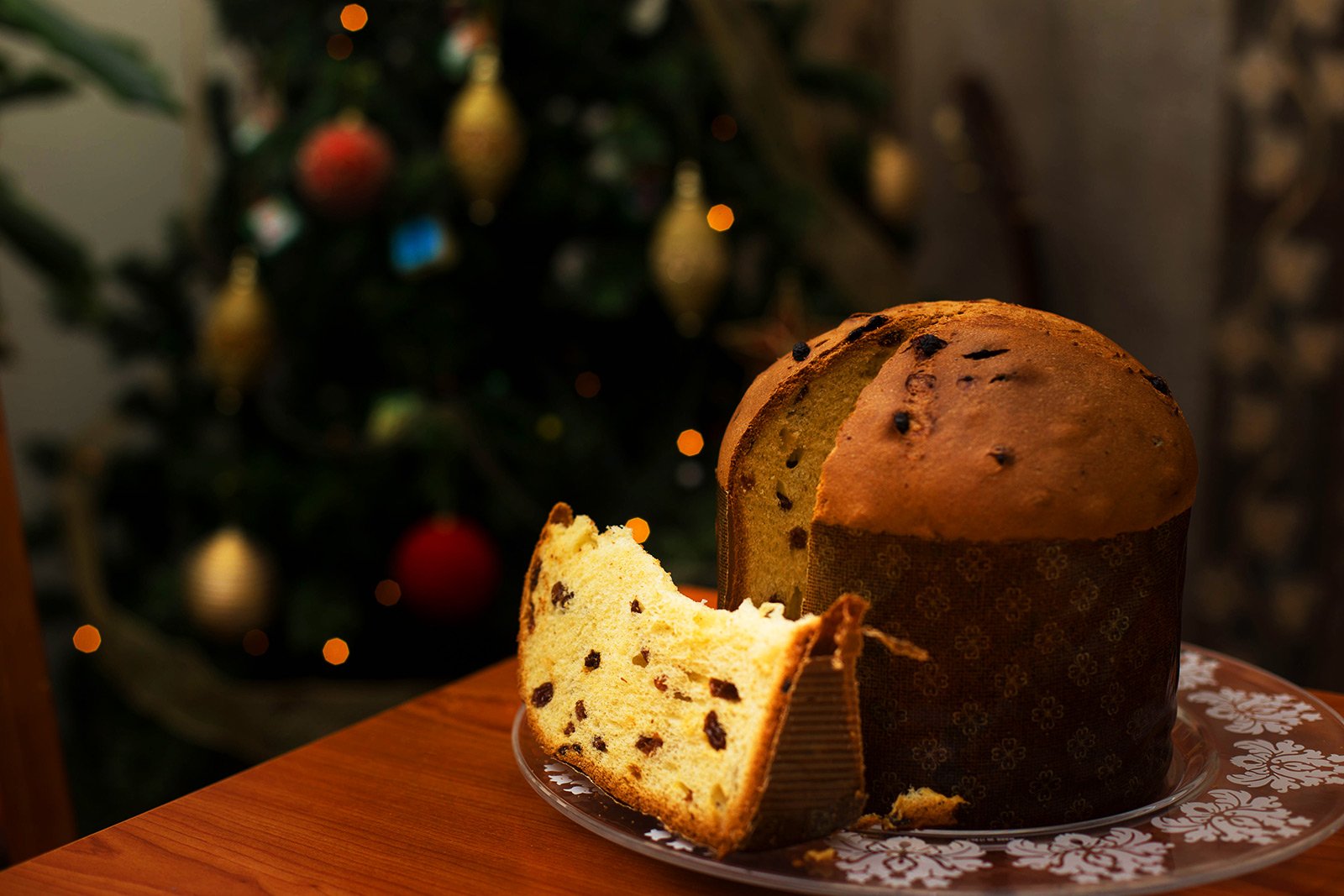 How to try panettone in Milan