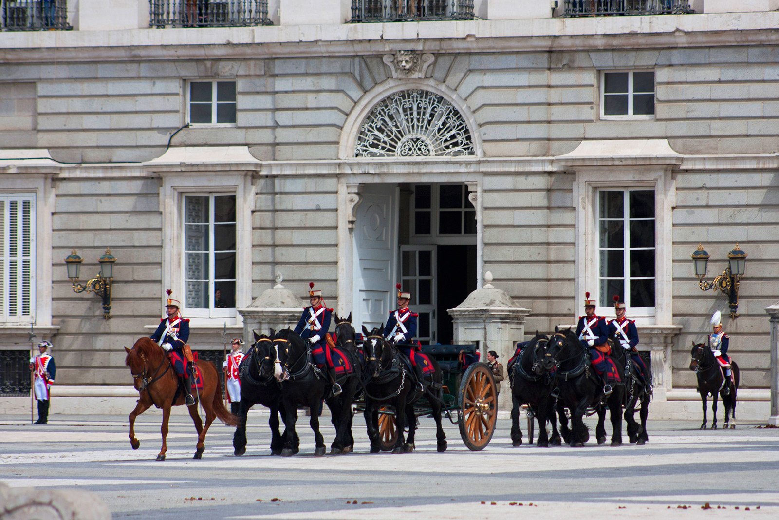 How to see the Changing of the Guard in Madrid