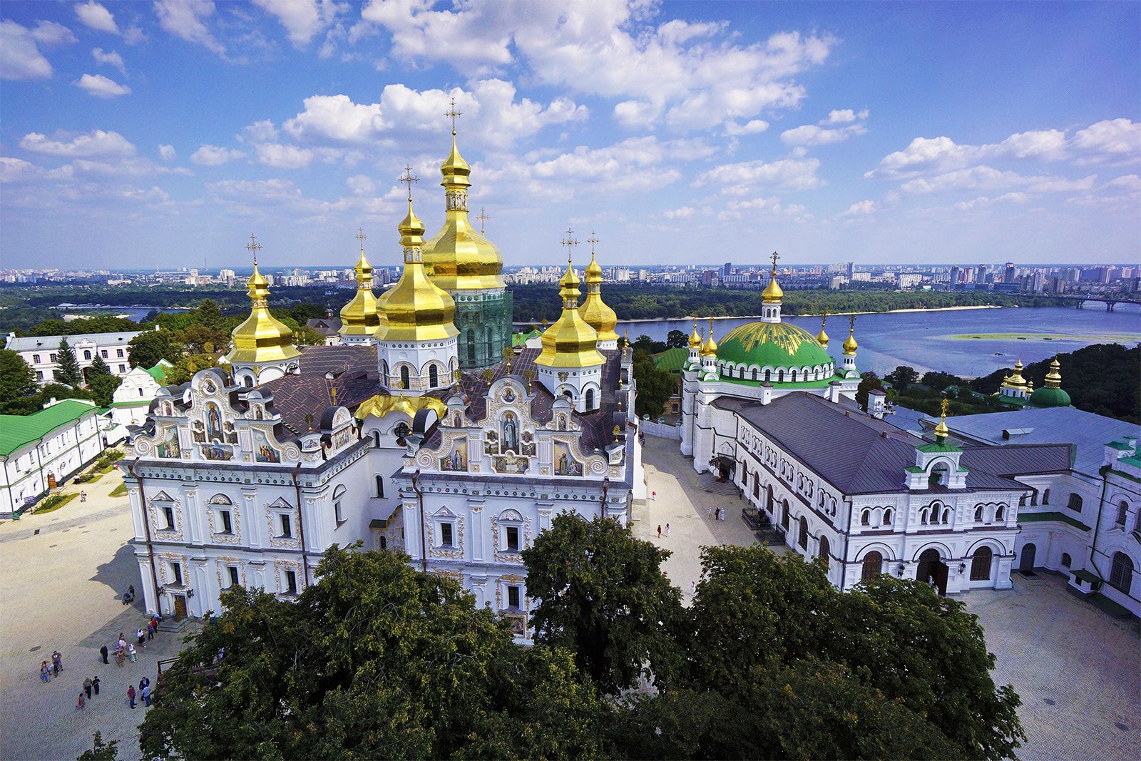 How to climb to the Great Lavra Bell Tower in Kiev