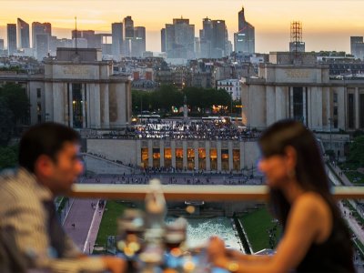 Have a diner on the Eiffel Tower in Paris