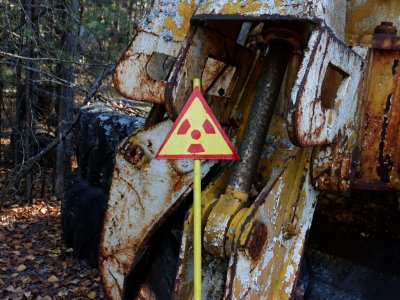Sneak up into Buryakivka radioactive cemetery in Chernobyl