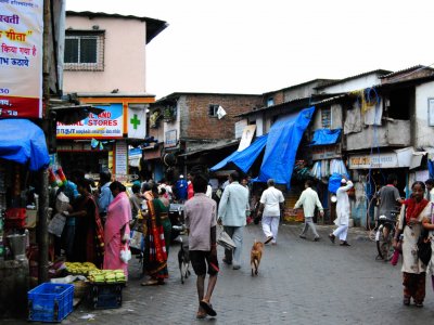 Stroll through the Dharavi slums in Mumbai