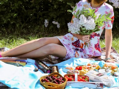 Have a picnic in the botanical garden in Kiev