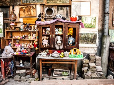 Find the yard of lost toys in Lviv