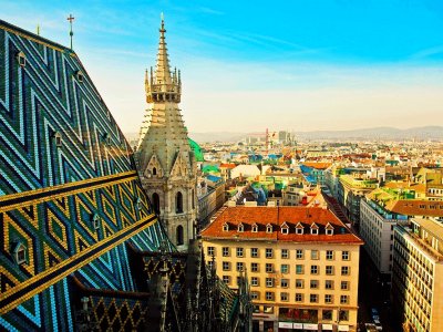 Come up to the tower of St. Stephen's Cathedral in Vienna
