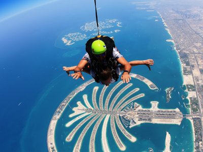 Take a skydive in Dubai