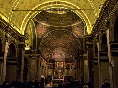 See extraordinary optical illusion in the church of Santa Maria in Milan