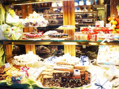 Taste chocolate in Gilli confectioner's shop in Florence