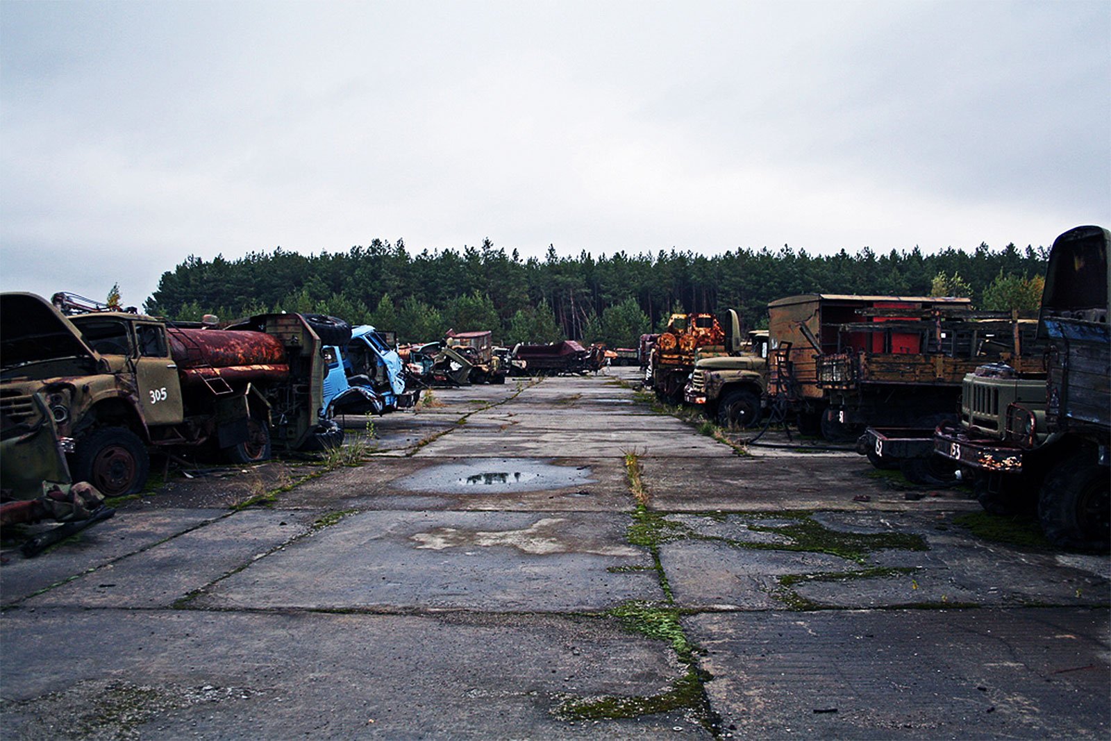 Buryakovka machinery graveyard, Chernobyl