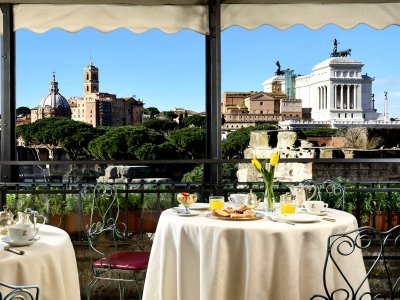 Rooftop Garden Restaurant in Rome