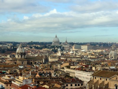 Sightseeing tour in Rome by car