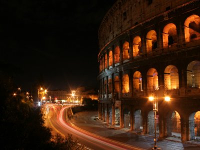 A nightwalk to discover Rome
