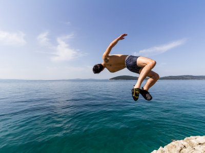 Сliff-jumping in the Adriatic Sea