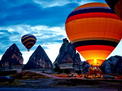 Top 10 places where to fly a hot air balloon