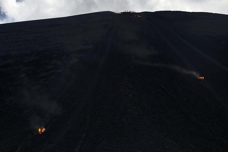 Descending the volcano, Leon