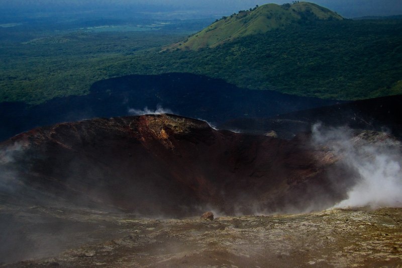 Main crater, Leon