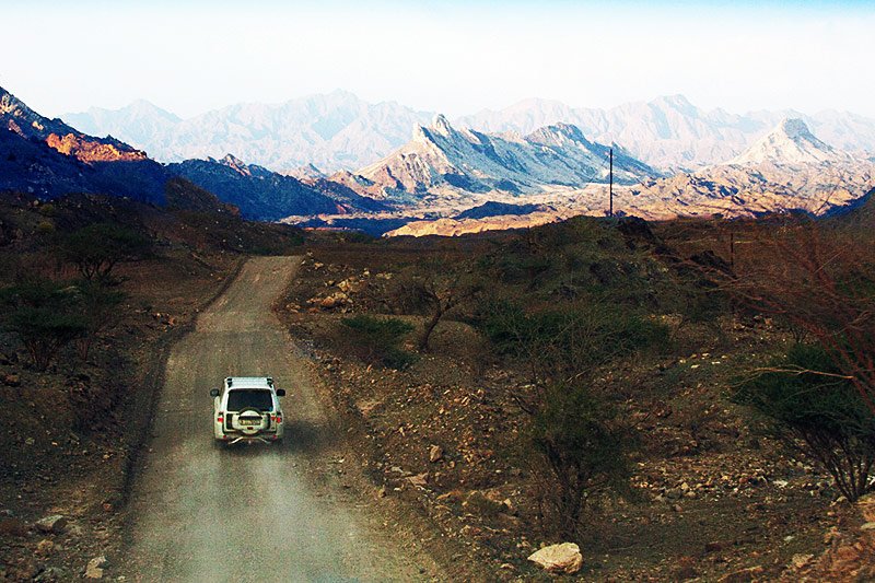 Earth-road leading to Hatta Wadi, Dubai