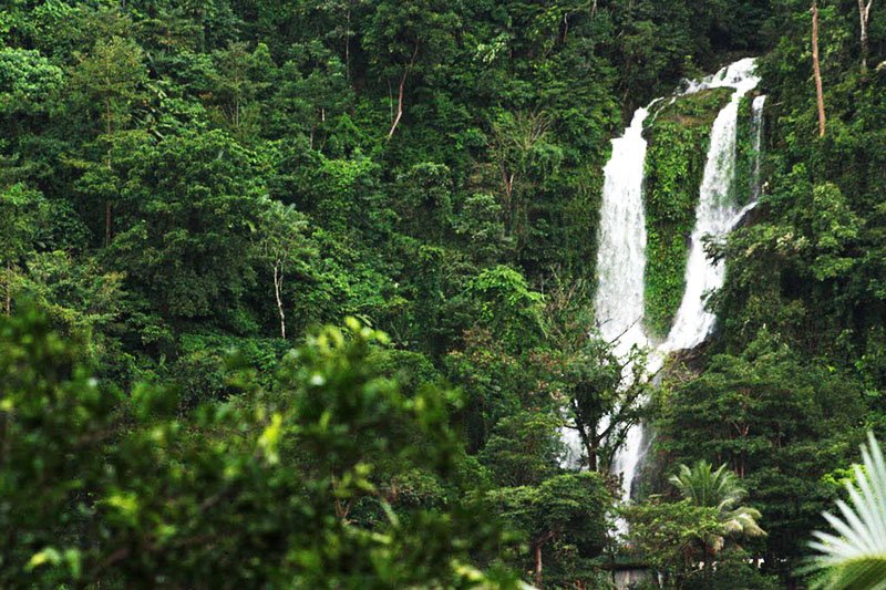 Talipanan falls, Mindoro