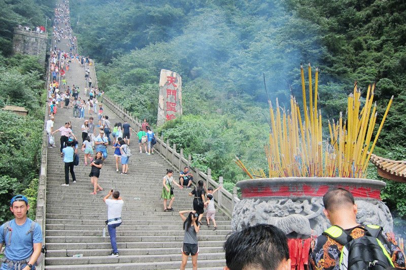 999 stairs before the top of the Tianmen Mountain, Zhangjiajie