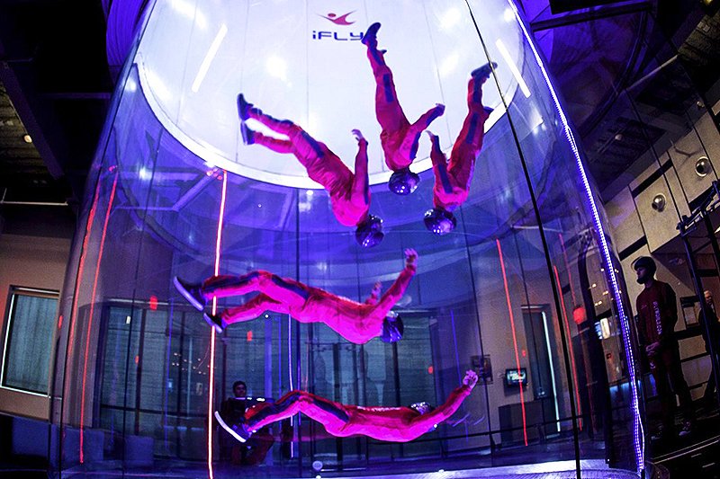 Flights in wind tunnel, Dubai