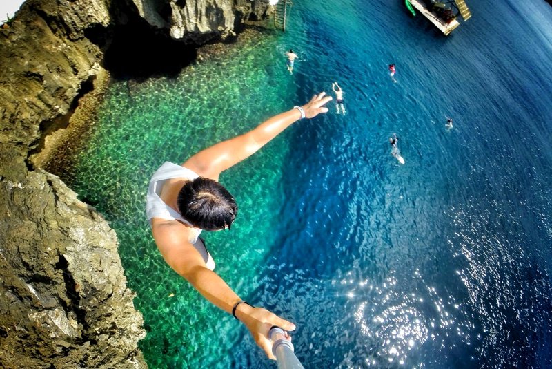 The jump, Mindoro