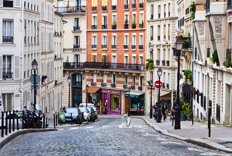 Rue Lepic, Montmartre, Paris