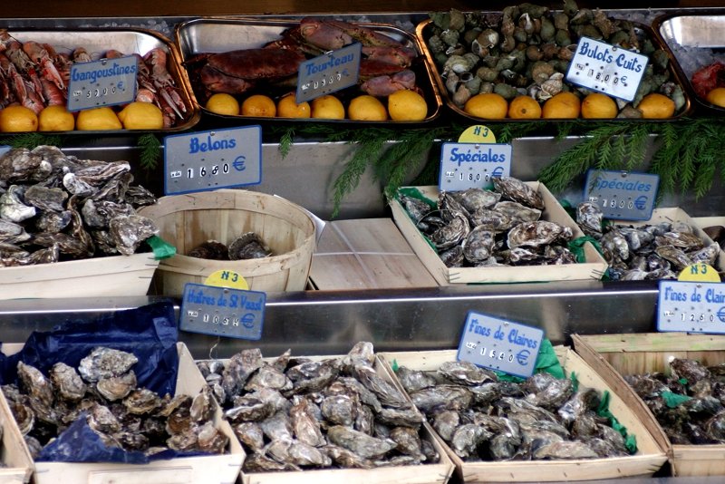 A shop with oysters.