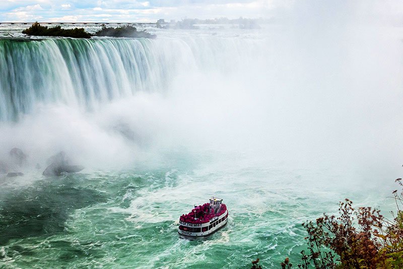 Maid of the Mist boat ride, Toronto