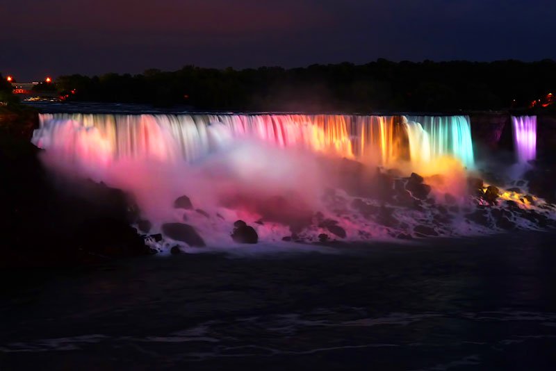 Niagara Falls Illumination show, Toronto