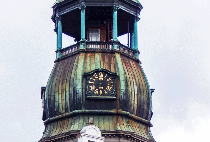 The observation deck hold about 10 people, Riga