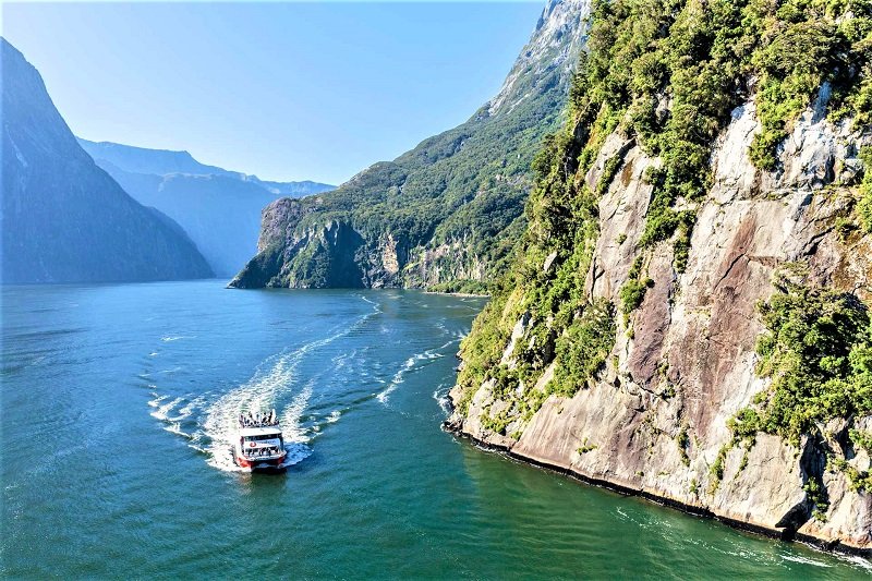 Milford Sound Bay, Queenstown