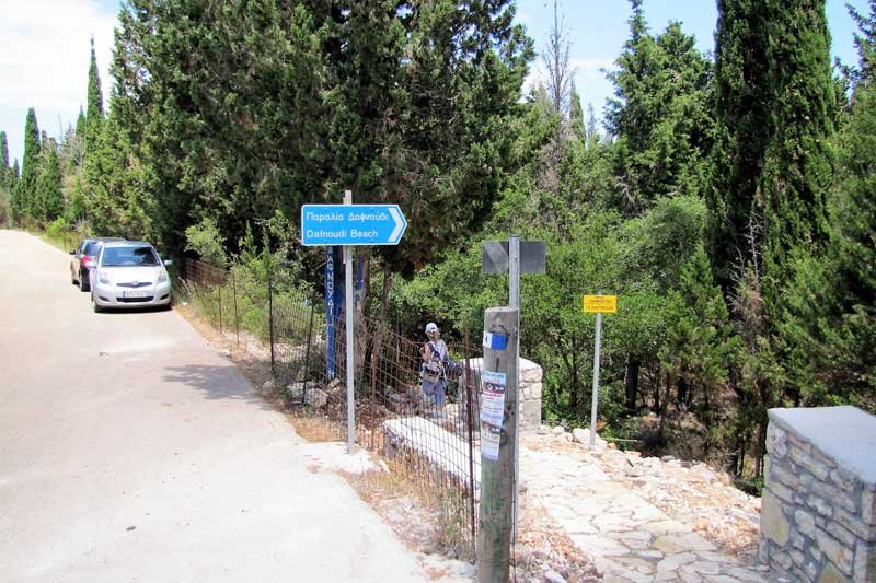 Descent to Daufnoudi Beach