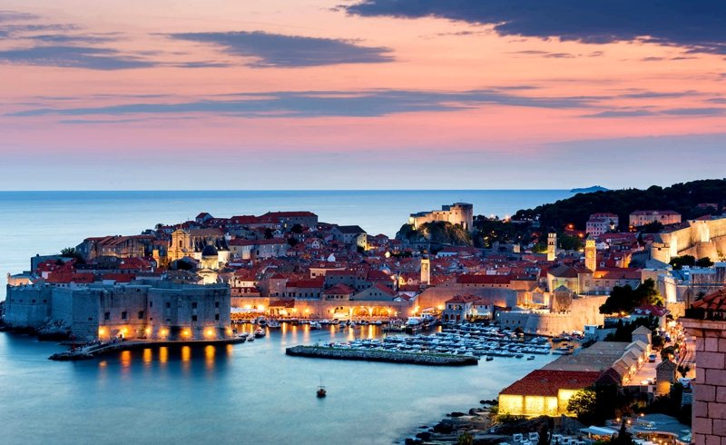 Dubrovnik at night