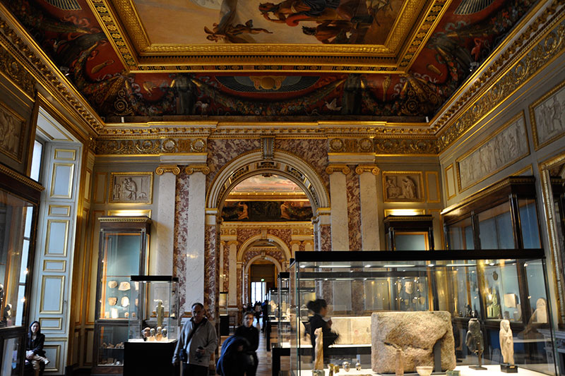 Louvre inside