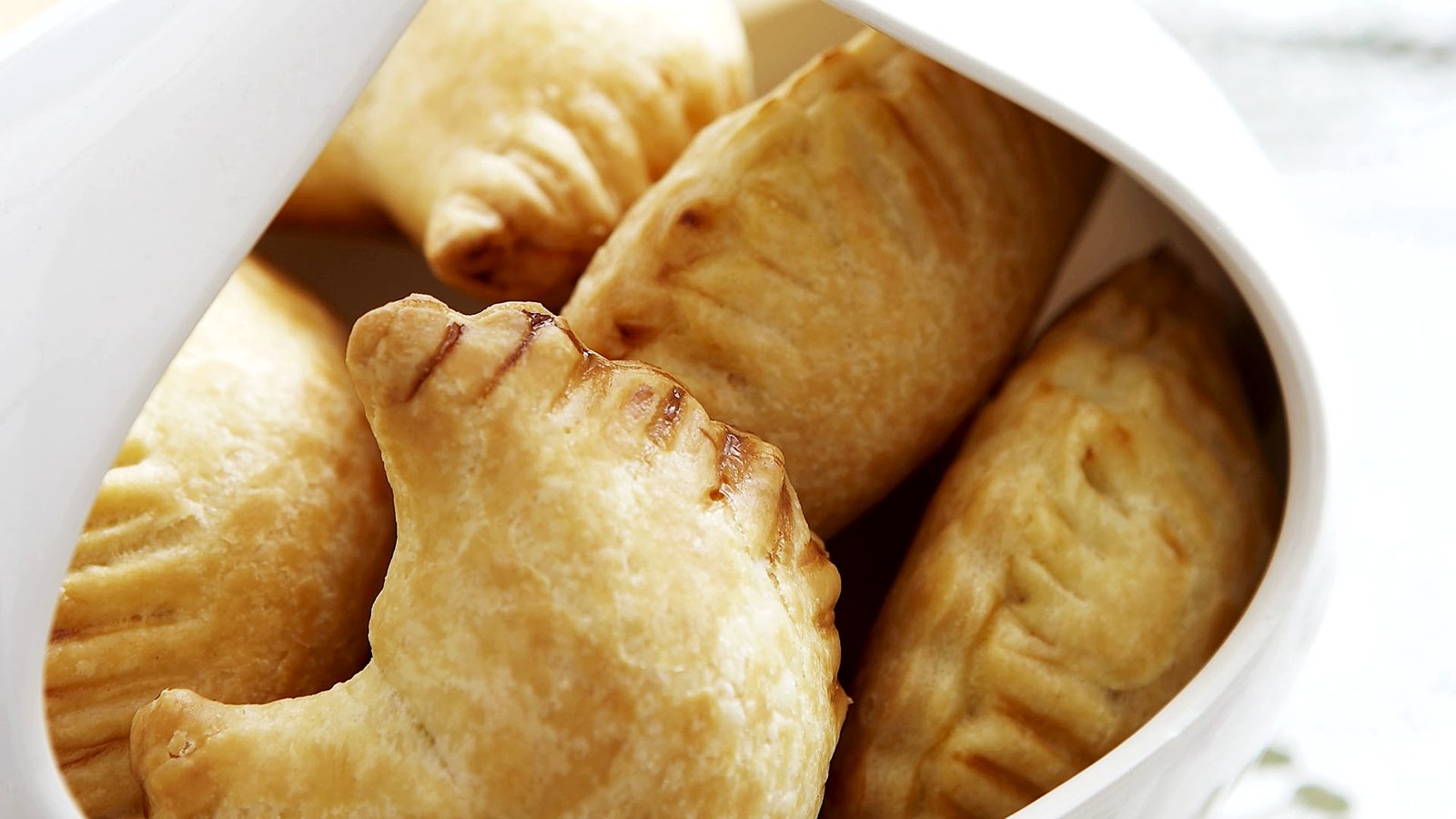 How to try empanadillas in Barcelona