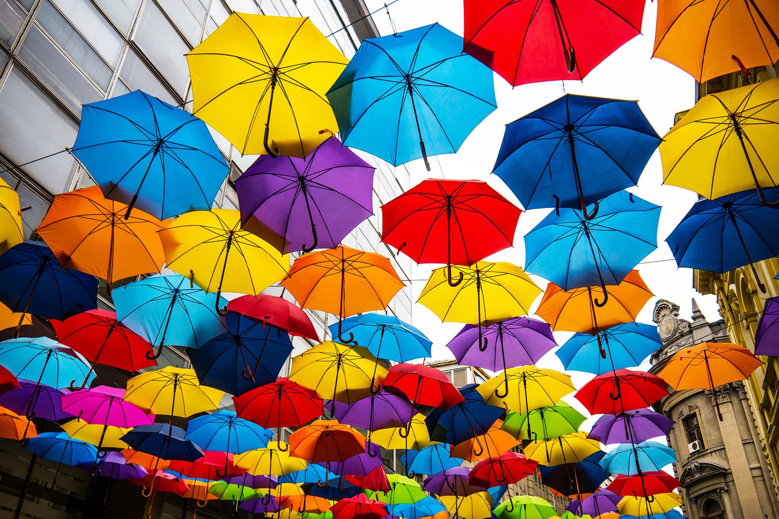 How to have a lunch on the Umbrella street in Antalya