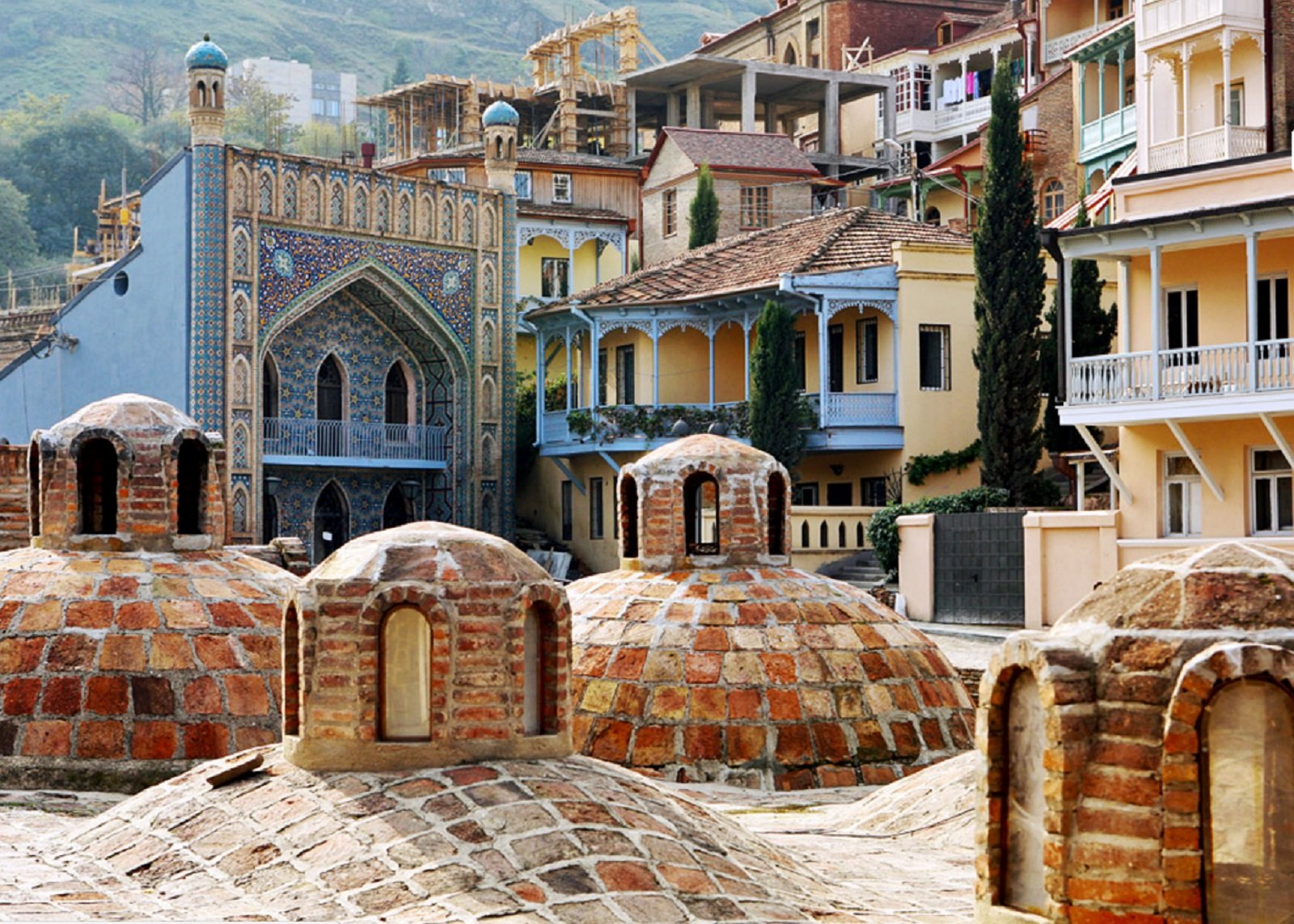 How to take a sulfur bath in Tbilisi