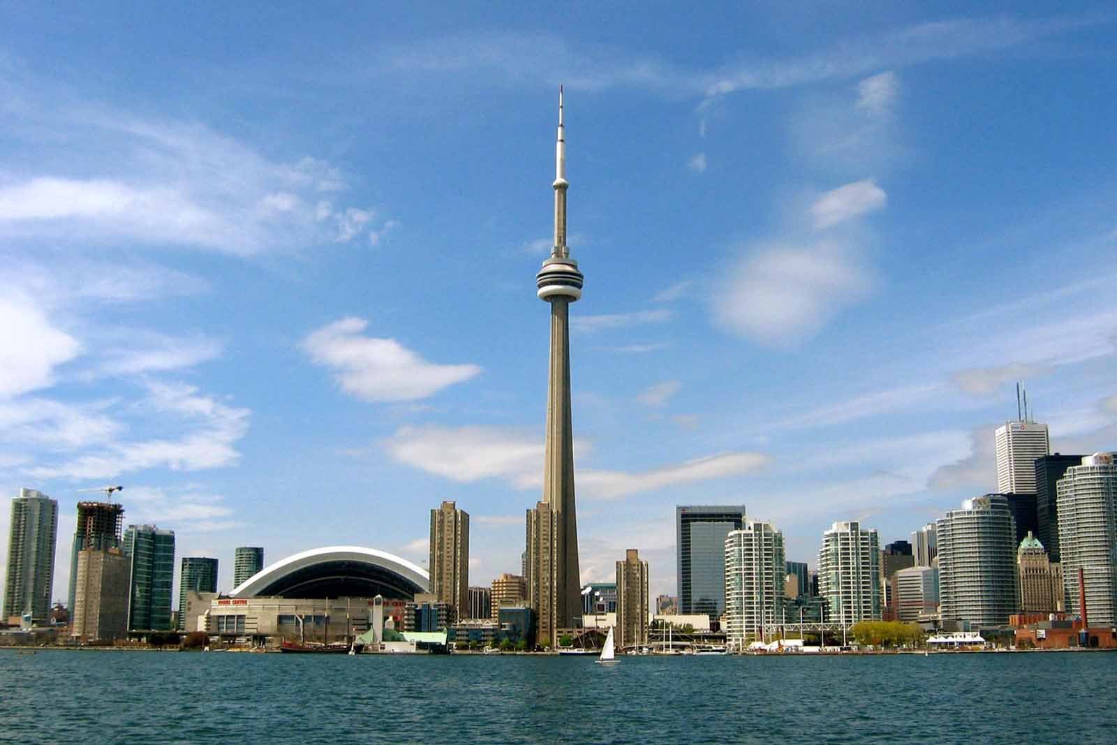 How to ascend the CN Tower in Toronto