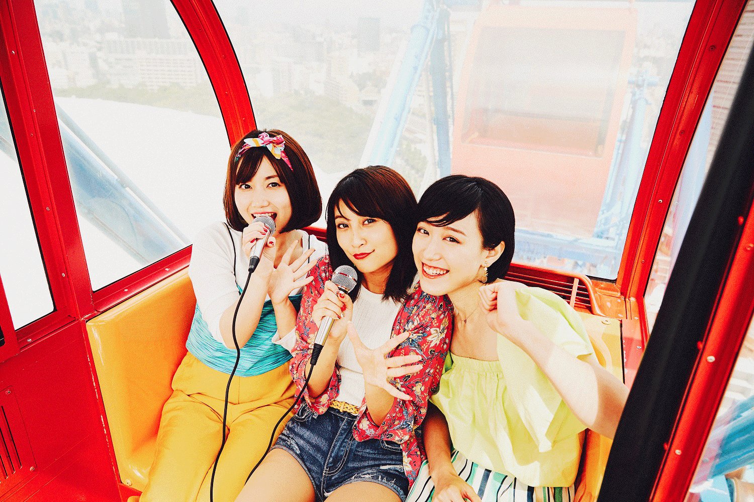 How to sing karaoke in the Ferris wheel's cabin in Tokyo