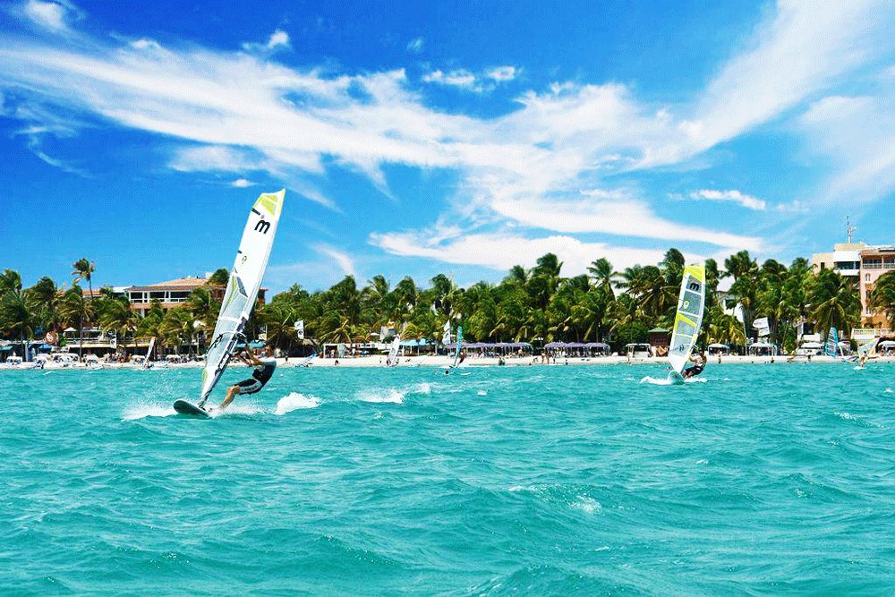 How to go windsurfing in Caracas